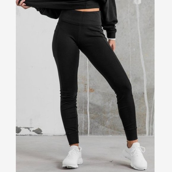 nike leggings side pocket